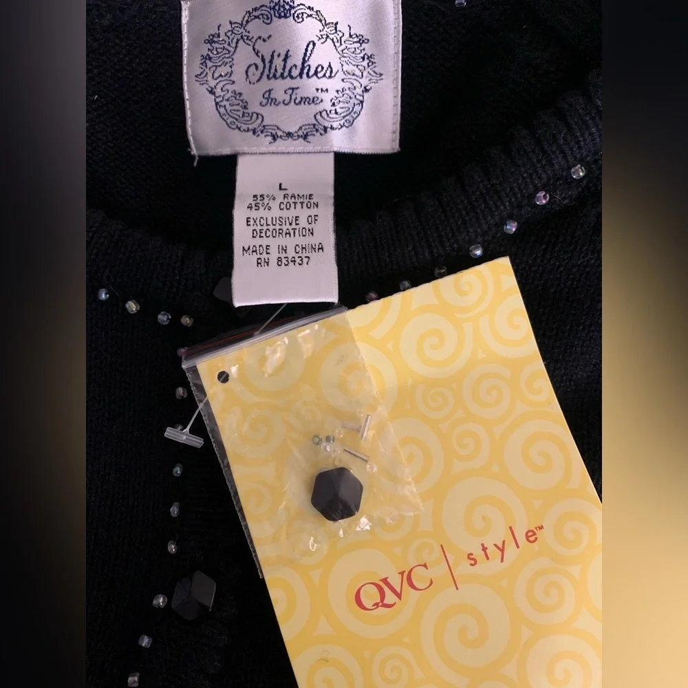 Stitches In Time NWT Black Snowflake Floral Cardigan Size L Beaded Embroidered - Picture 16 of 16